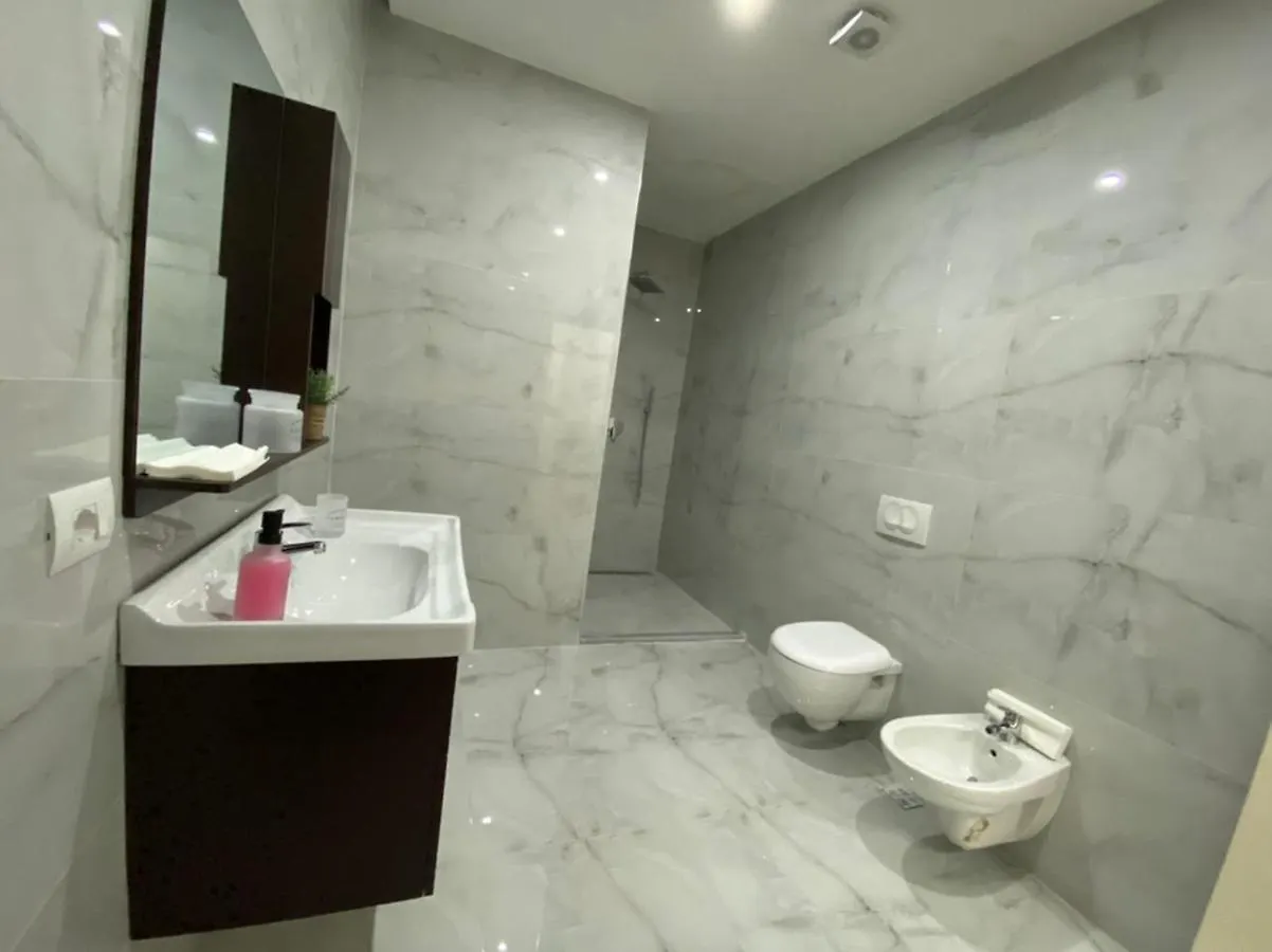 Villa D Restaurant & Private Beach Durres